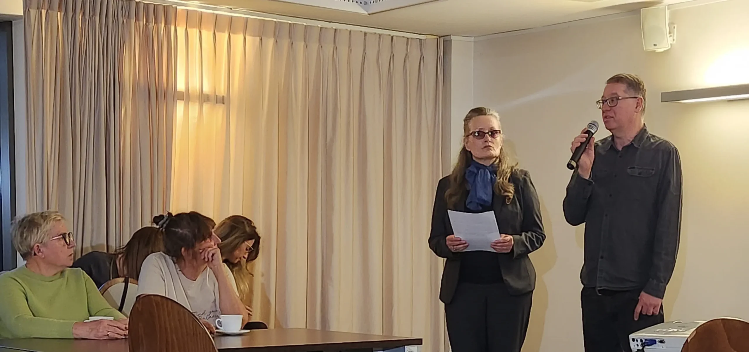 Debata o kotach wolno żyjących w Elblągu – rozmowa o odpowiedzialności i ochronie